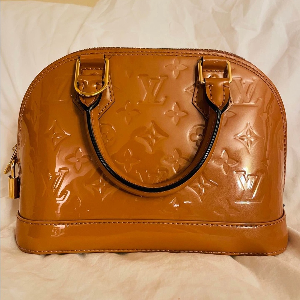 Authentic Alma BB in patent leather